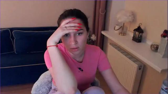 Image 4 of heaven_chloe Stream on Chaturbate on 1 month ago