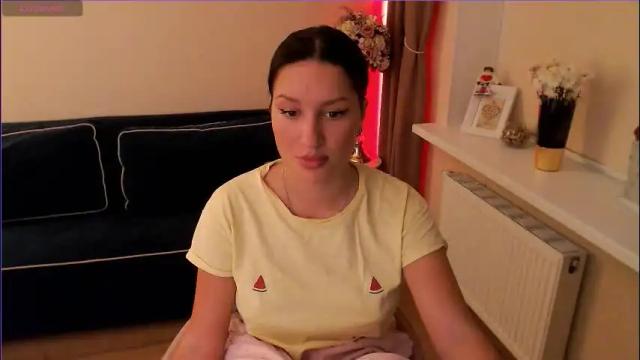 Thumbnail 1, heaven_chloe's Stream at Chaturbate, 1 month ago