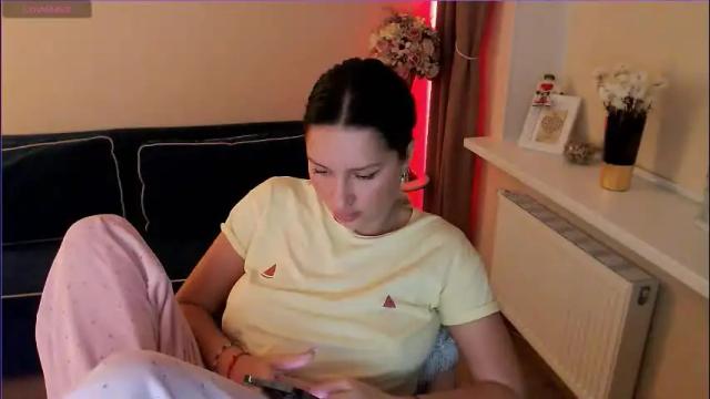 Image 11 of heaven_chloe Stream on Chaturbate on 1 month ago