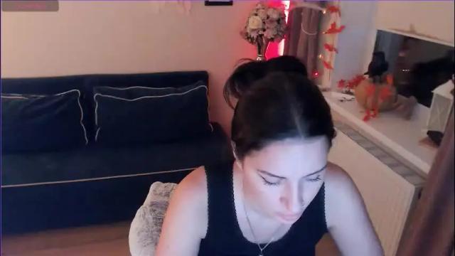 Image 11 of heaven_chloe Stream on Chaturbate on 2 days ago
