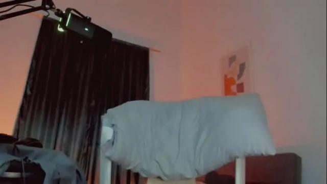 Image 10 of heaven_puertas Stream on Chaturbate on 1 month ago