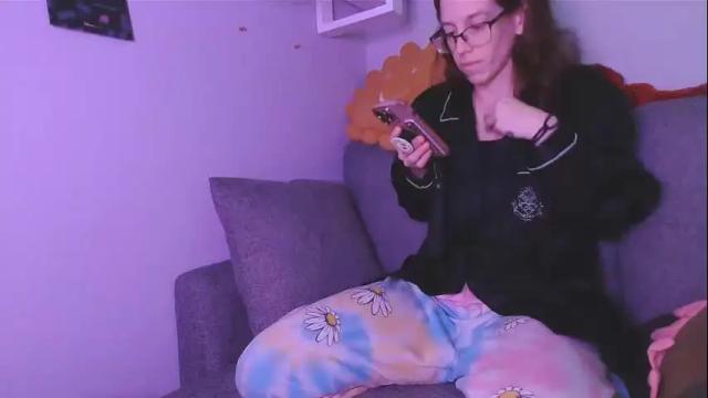 Image 12 of heavenlyhearted Stream on Chaturbate on 16 months ago