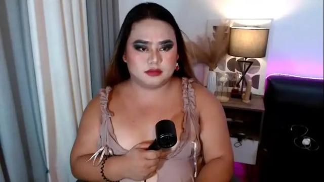 Image 11 of heavenlyhugecock Stream on Chaturbate on 1 month ago