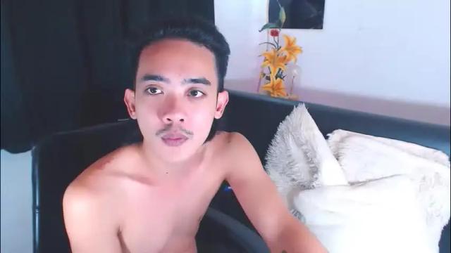 Image 8 of heavenlyhugecockx Stream on Chaturbate on 1 month ago
