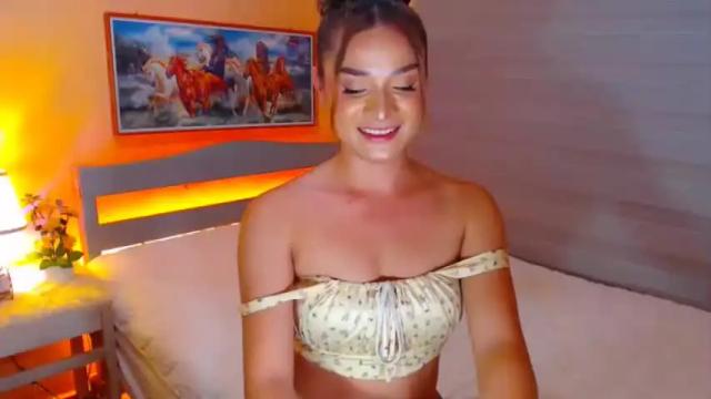 Image 6 of heavenlypleasurexx Stream on Chaturbate on 13 months ago