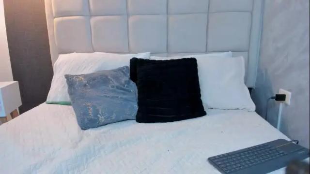 Image 8 of hecate1_ Stream on Chaturbate on 1 month ago