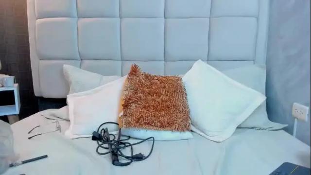 Image 10 of hecate1_ Stream on Chaturbate on 19 days ago