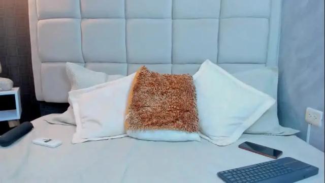 Image 3 of hecate1_ Stream on Chaturbate on 19 days ago
