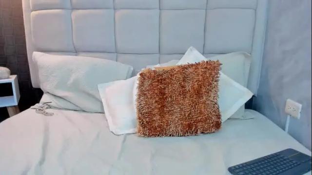 Image 4 of hecate1_ Stream on Chaturbate on 18 days ago