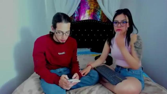 Image 2 of hecate_and_crow Stream on Chaturbate on 17 months ago