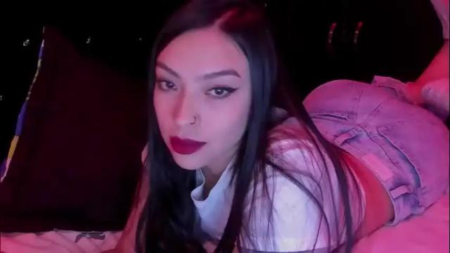 Image 4 of hecate_and_crow Stream on Chaturbate on 2 days ago