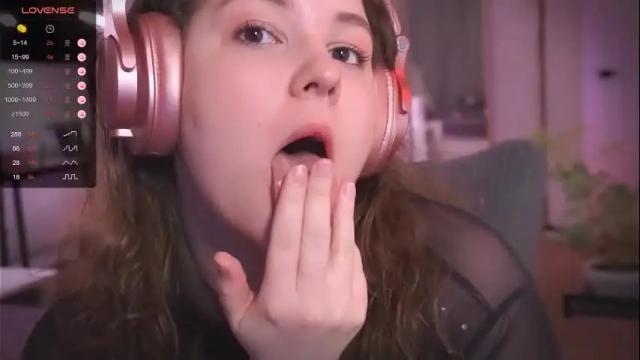 Image 4 of hedera_hime Stream on Chaturbate on 1 month ago