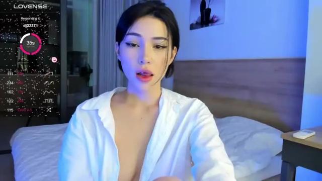 Image 1 of hee_jin Stream on Chaturbate on 20 months ago