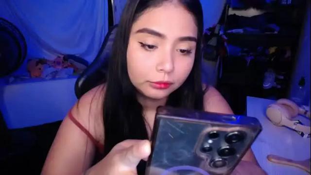 Image 3 of heetsah Stream on Chaturbate on 7 months ago