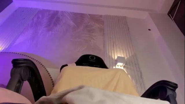 Image 11 of heicel_ Stream on Chaturbate on 24 days ago