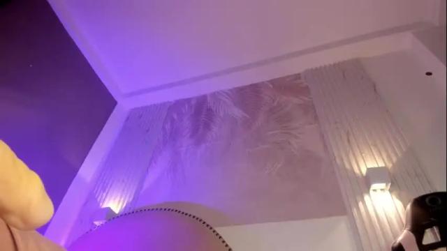 Image 2 of heicel_ Stream on Chaturbate on 24 days ago