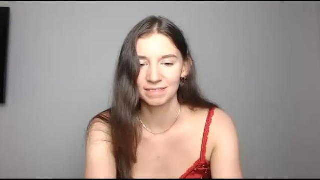Image 10 of heidihotte Stream on Chaturbate on 13 months ago