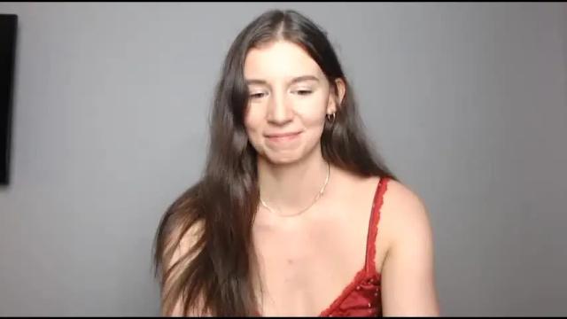 Image 12 of heidihotte Stream on Chaturbate on 13 months ago