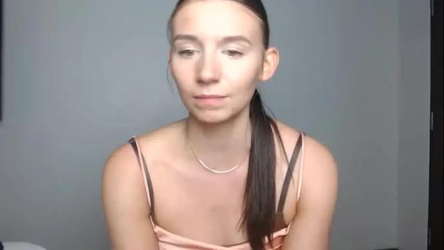 Image 8 of heidihotte Stream on Chaturbate on 12 months ago