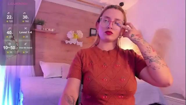 Image 2 of heidishayk Stream on Chaturbate on 2 months ago