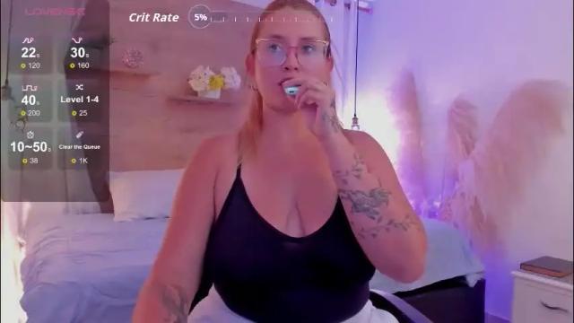 Image 4 of heidishayk Stream on Chaturbate on 1 month ago