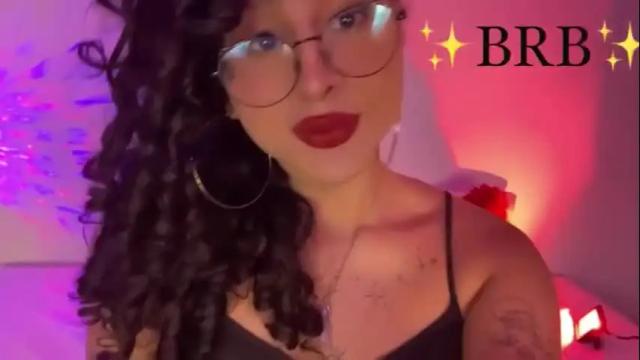 Image 3 of heka_prudence Stream on Chaturbate on 17 days ago