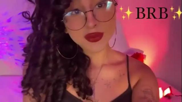 Image 3 of heka_prudence Stream on Chaturbate on 8 days ago