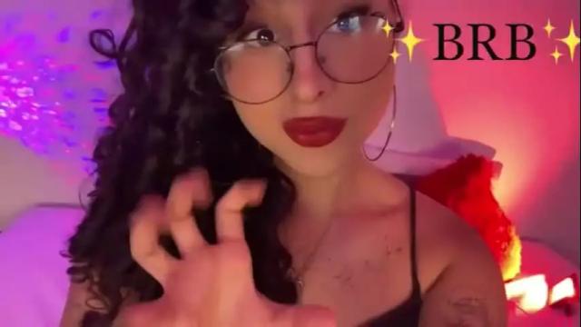 Image 7 of heka_prudence Stream on Chaturbate on 8 days ago