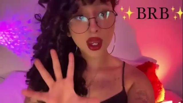Image 6 of heka_prudence Stream on Chaturbate on 4 days ago