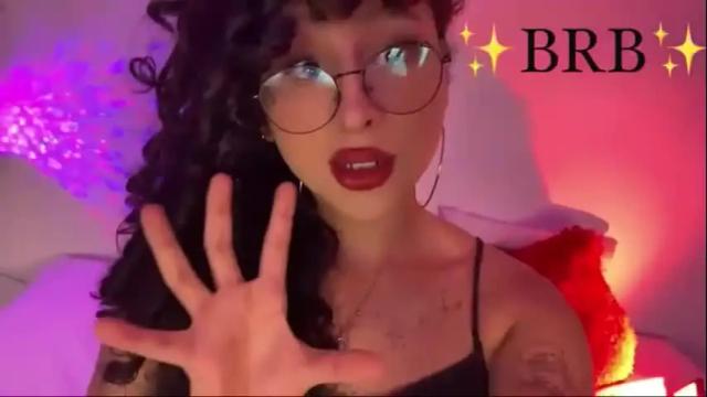 Image 2 of heka_prudence Stream on Chaturbate on 2 months ago