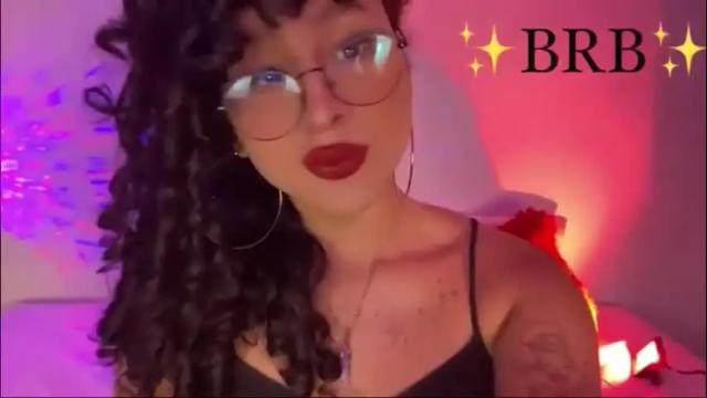 Image 2 of heka_prudence Stream on Chaturbate on 1 month ago
