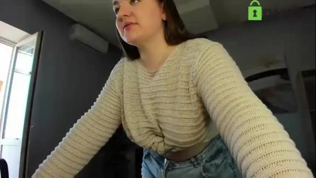Image 7 of helen_elliot Stream on Chaturbate on 1 month ago