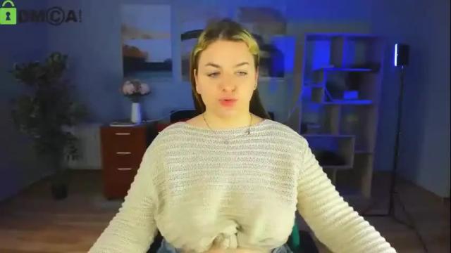 Image 12 of helen_elliot Stream on Chaturbate on 25 days ago