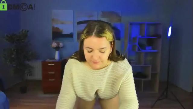 Image 4 of helen_elliot Stream on Chaturbate on 25 days ago
