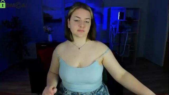 Image 11 of helen_elliot Stream on Chaturbate on 10 days ago