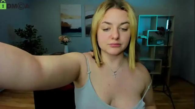 Image 7 of helen_elliot Stream on Chaturbate on 7 days ago