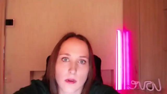 Image 6 of helen_hot25 Stream on Chaturbate on 20 months ago