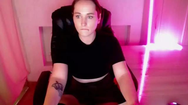 Thumbnail 3, helen_hot25's Stream at Chaturbate, 19 months ago