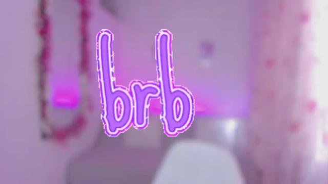 Image 7 of helen_michel1 Stream on Chaturbate on 19 months ago