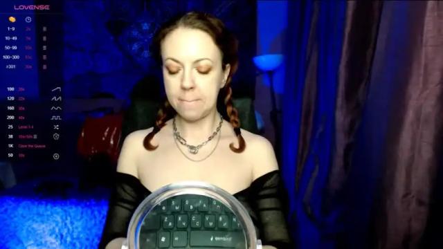 Image 2 of helena__femdom Stream on Chaturbate on 11 months ago