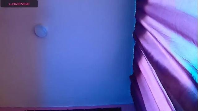 Image 2 of helena__femdom Stream on Chaturbate on 16 days ago