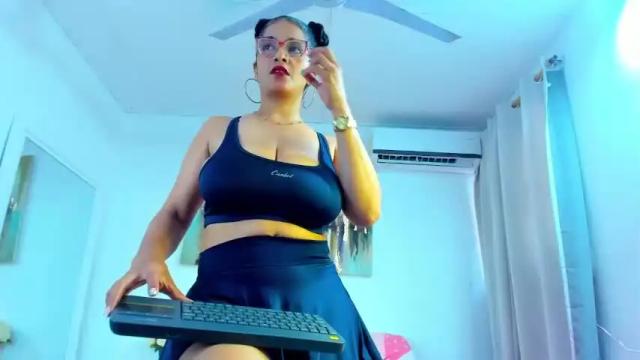 Thumbnail 3, helena_santos01's Stream at Chaturbate, 12 months ago