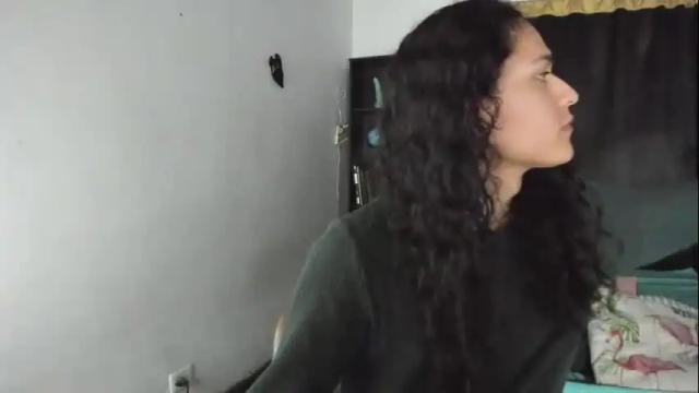 Image 7 of helena_spellman Stream on Chaturbate on 2 days ago