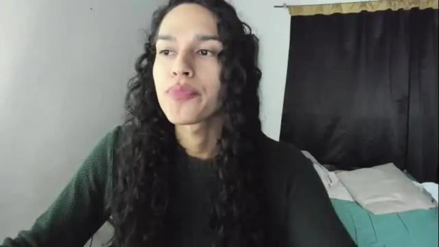 Image 2 of helena_spellman Stream on Chaturbate on 1 month ago
