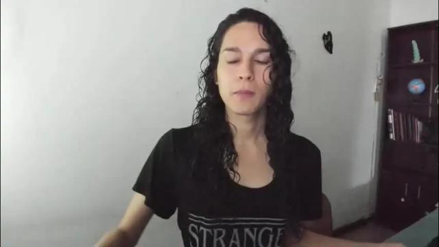 Image 2 of helena_spellman Stream on Chaturbate on 2 months ago