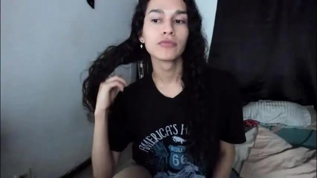 Image 2 of helena_spellman Stream on Chaturbate on 1 month ago