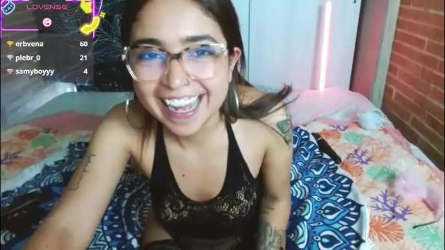 Image 12 of helenacyruss666 Stream on Chaturbate on 25 days ago