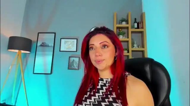 Image 2 of helenaduque_ Stream on Chaturbate on 20 days ago