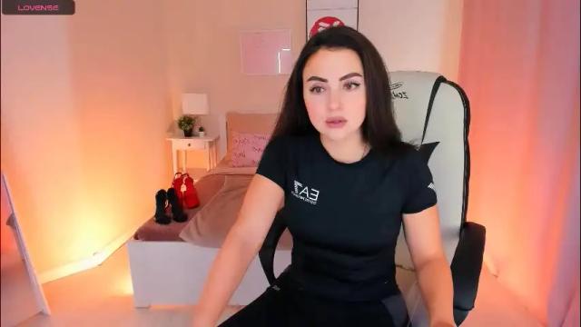 Thumbnail 1, helenaregal's Stream at Chaturbate, 2 months ago