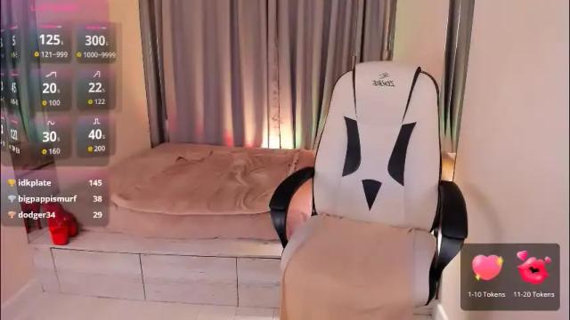 Image 2 of helenaregal Stream on Chaturbate on 2 months ago